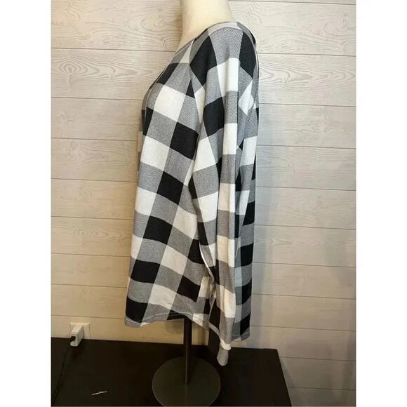 Chic Soul.Com black/white buffalo plaid long sleeve top Size 2XL - Picture 2 of 5